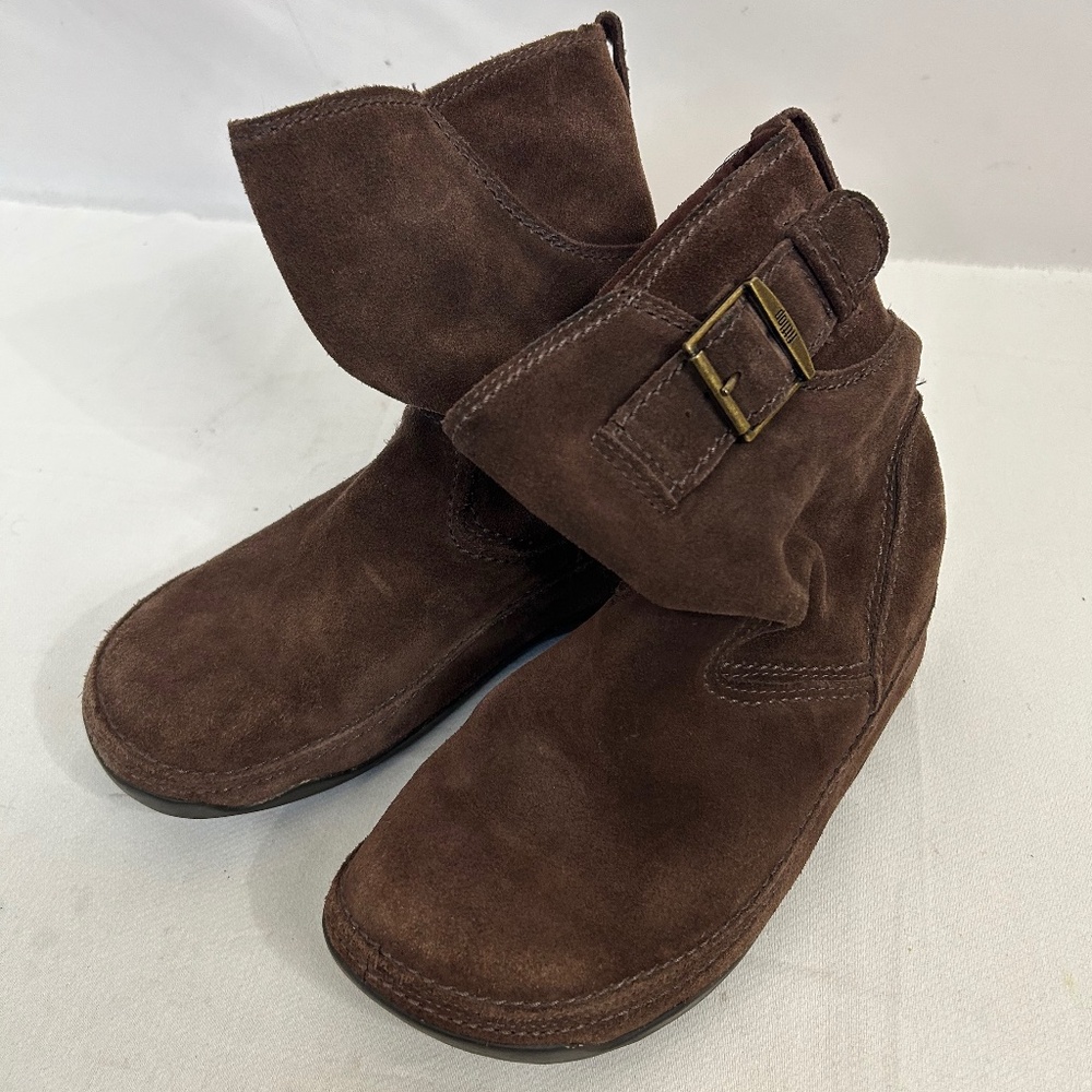 Fitflop Superboot Short Brown Suede buckle‎ Wobble Board Flats Round Toe